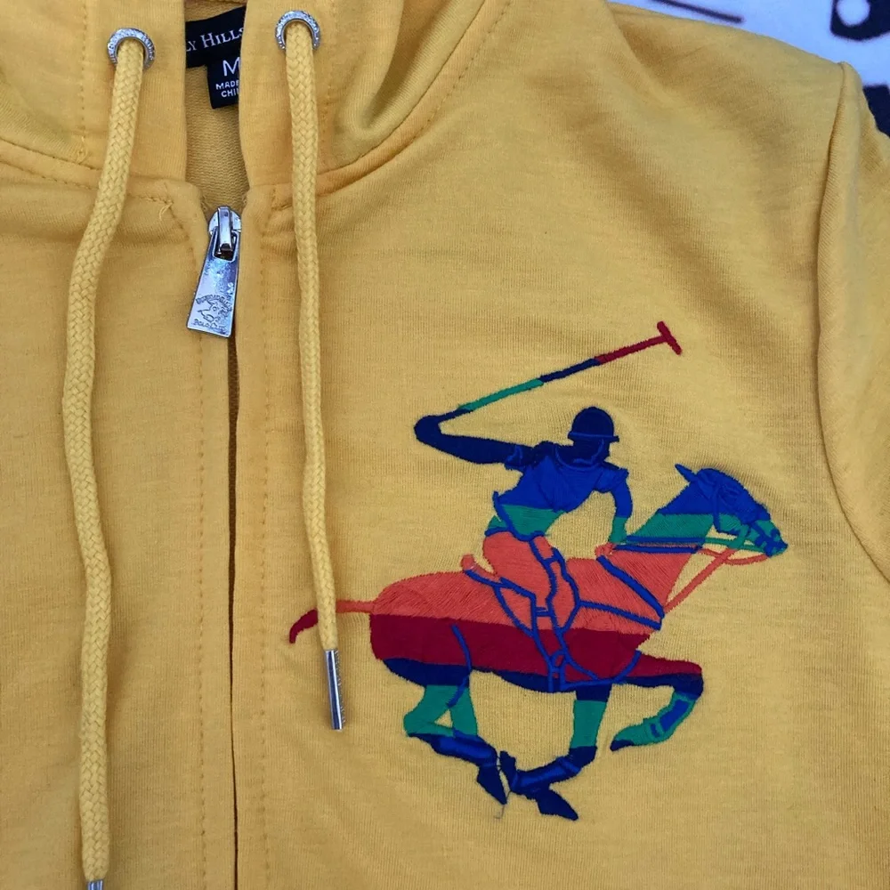 Women’s Beverly Hills Polo Club Sweatsuit - Picture 4 of 7